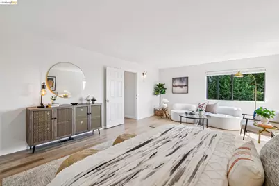 2534 Carisbrook Dr, Oakland, CA 94611 - Photo 43