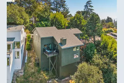 2534 Carisbrook Dr, Oakland, CA 94611 - Photo 65