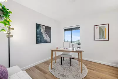 2534 Carisbrook Dr, Oakland, CA 94611 - Photo 37