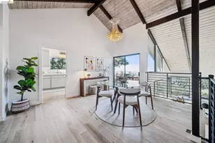 2534 Carisbrook Dr, Oakland, CA 94611 - Photo 5