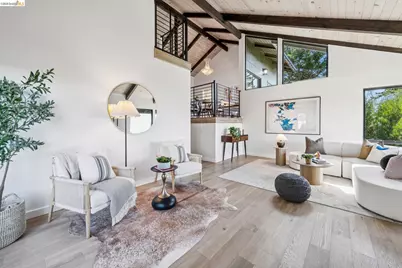 2534 Carisbrook Dr, Oakland, CA 94611 - Photo 25