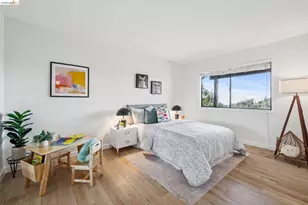2534 Carisbrook Dr, Oakland, CA 94611 - Photo 39
