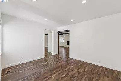 3851 Vineyard Ave, Pleasanton, CA 94566 - Photo 25