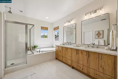 1015 Lantern Bay, Hercules, CA 94547 - Photo 27