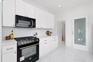 2404 Divisadero St, San Francisco, CA 94115 - Photo 19