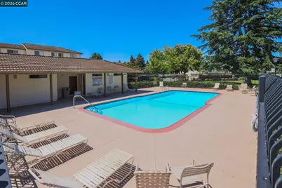 5065 Valley Crest Dr #242, Concord, CA 94521 - Photo 31