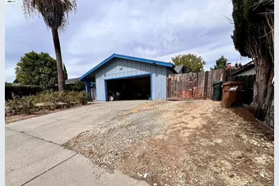2210 Washington Way, Antioch, CA 94509 - Photo 37