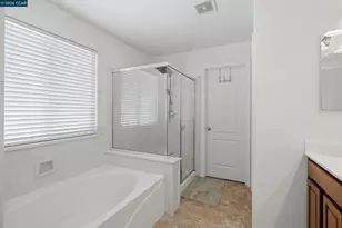 10848 Iris Bloom Dr, Stockton, CA 95209 - Photo 21