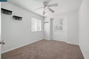 10848 Iris Bloom Dr, Stockton, CA 95209 - Photo 23