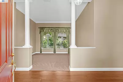 5040 Green Grove Ln, Roseville, CA 95747 - Photo 9