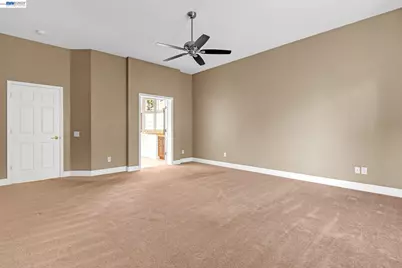 5040 Green Grove Ln, Roseville, CA 95747 - Photo 19