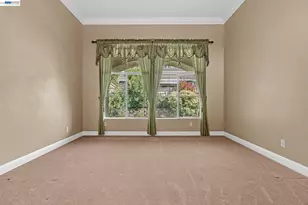 5040 Green Grove Ln, Roseville, CA 95747 - Photo 7