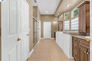 5040 Green Grove Ln, Roseville, CA 95747 - Photo 25