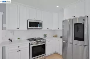 2468 Maxwell, Oakland, CA 94601 - Photo 7