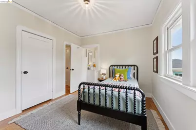 7201 Sunkist Dr, Oakland, CA 94605 - Photo 39