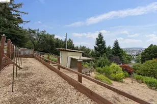 7201 Sunkist Dr, Oakland, CA 94605 - Photo 71