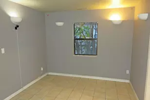 1027 76th Ave, Oakland, CA 94621 - Photo 5