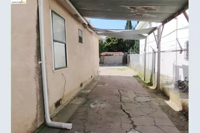 1027 76th Ave, Oakland, CA 94621 - Photo 3