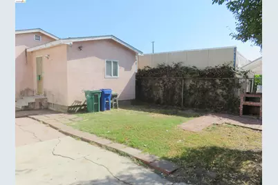 1027 76th Ave, Oakland, CA 94621 - Photo 17