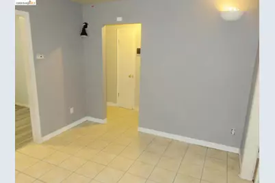 1027 76th Ave, Oakland, CA 94621 - Photo 9