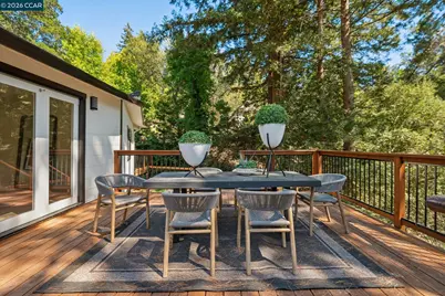 50 Overhill Rd, Orinda, CA 94563 - Photo 37