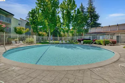 1085 Murrieta Blvd #125, Livermore, CA 94550 - Photo 3