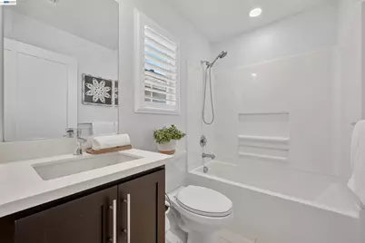 9177 Wave Cove Way, Newark, CA 94560 - Photo 25