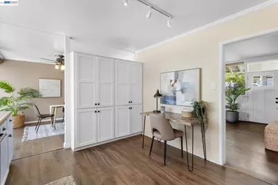 406 Hawthorne Ave, San Bruno, CA 94066 - Photo 17