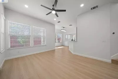 5207 Modena Ct, Pleasanton, CA 94588 - Photo 15