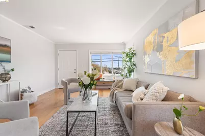2907 55th Avenue, Oakland, CA 94605 - Photo 5