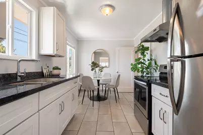2907 55th Avenue, Oakland, CA 94605 - Photo 9