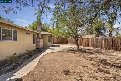 2130 Debra Ct, Pittsburg, CA 94565 - Photo 29