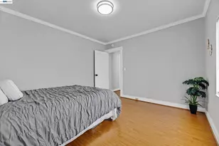 3031 Maple Ave, Oakland, CA 94602 - Photo 11
