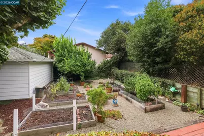 601 Alhambra St, Crockett, CA 94525 - Photo 29