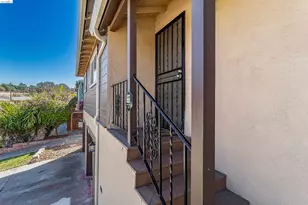 335 Pepper Dr, Vallejo, CA 94589 - Photo 5