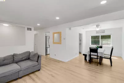 335 Pepper Dr, Vallejo, CA 94589 - Photo 9
