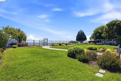 24 Southwind Cir, Richmond, CA 94804 - Photo 51