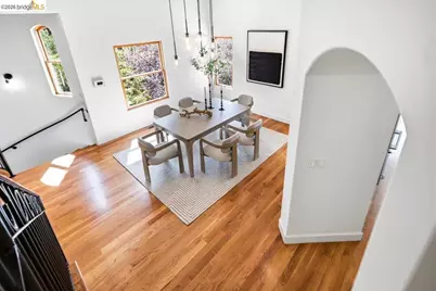 6733 Longwalk Dr, Oakland, CA 94611 - Photo 11