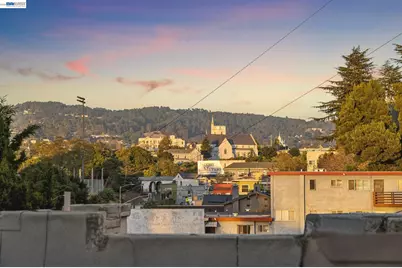 819 E 28th St, Oakland, CA 94610 - Photo 23