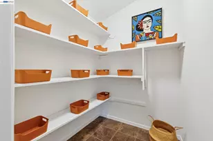 819 E 28th St, Oakland, CA 94610 - Photo 33