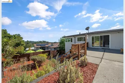 4836 Reinhardt Dr, Oakland, CA 94619 - Photo 37