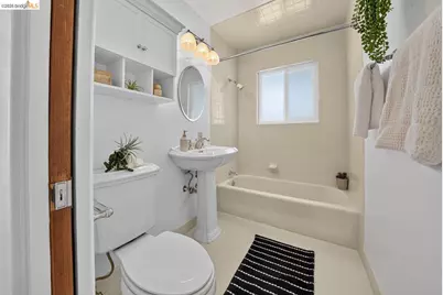 4836 Reinhardt Dr, Oakland, CA 94619 - Photo 25