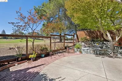 345 Kinross Dr., Walnut Creek, CA 94958 - Photo 19