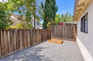 1383 Mt Shasta Ave, Milpitas, CA 95035 - Photo 25