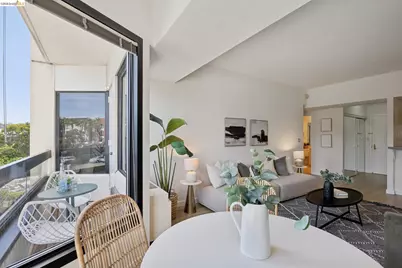 6363 Christie Avenue #225, Emeryville, CA 94608 - Photo 11