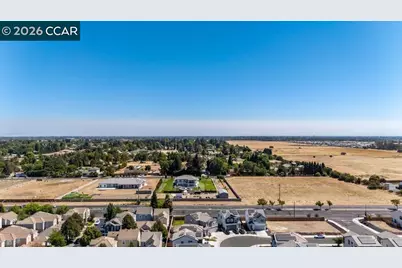 8837 J Sheehan St, Elk Grove, CA 95624 - Photo 81