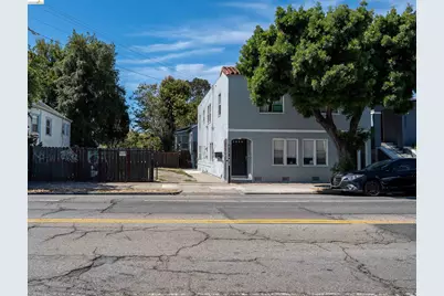 5719 Shattuck Ave, Oakland, CA 94609 - Photo 1