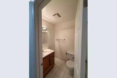 1510 E St #22, Hayward, CA 94541 - Photo 25