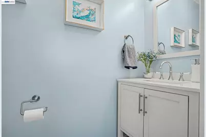 617 Pacific Ave, Alameda, CA 94501 - Photo 17