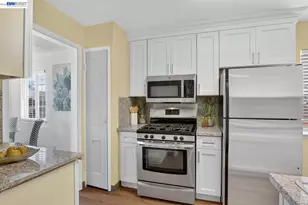 249 Makin Rd, Oakland, CA 94603 - Photo 13